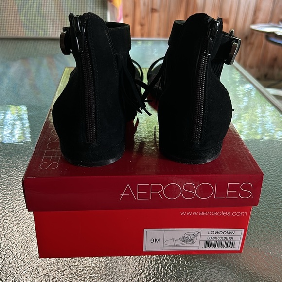 Aerosoles Suede Fringe “Lowdown” Sandal - Picture 3 of 8